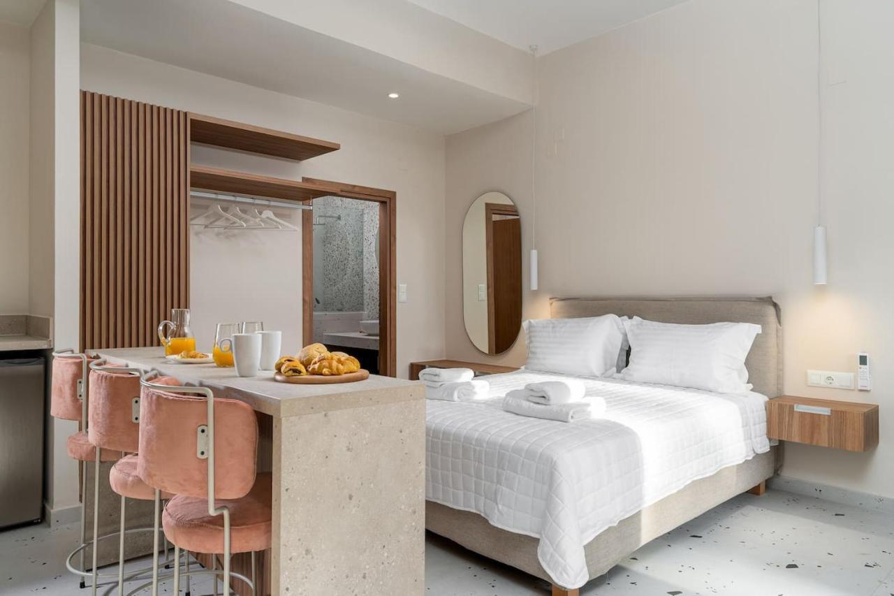 Ble Residence, Your Home Away From Home Pánormos エクステリア 写真
